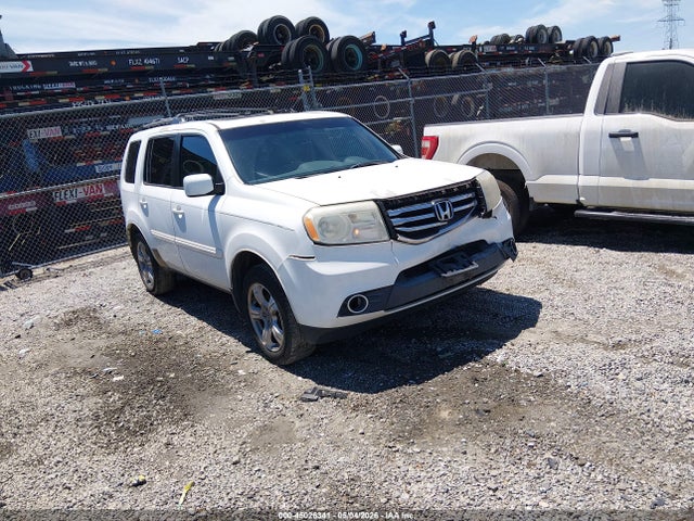 Salvage Honda Pilot Image