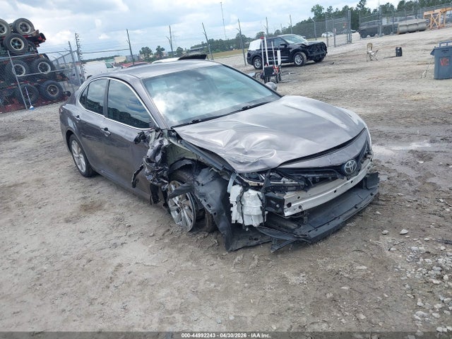 Salvage Toyota Camry Image