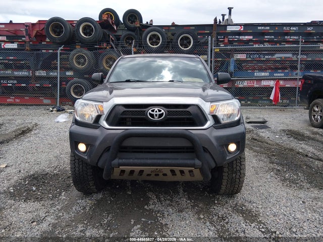 Toyota Tacoma Base V6