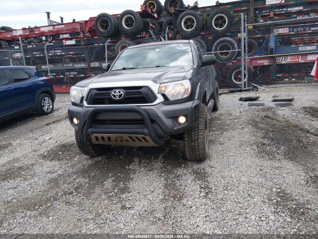 Toyota Tacoma Base V6