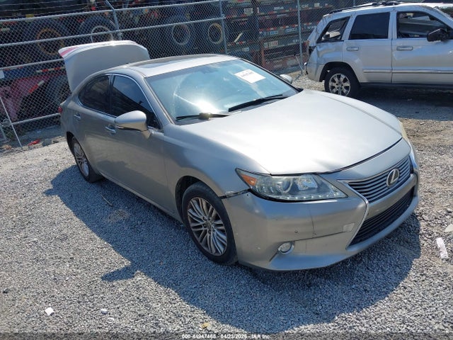 Salvage Lexus Es Image