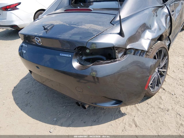 Mazda MX-5 Miata RF Grand Touring