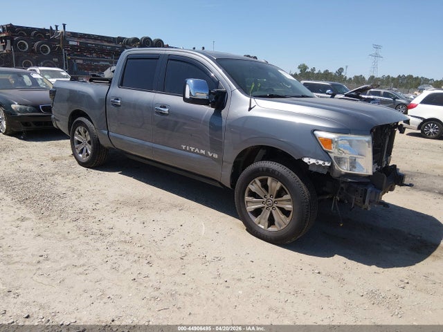 Salvage Nissan Titan Image