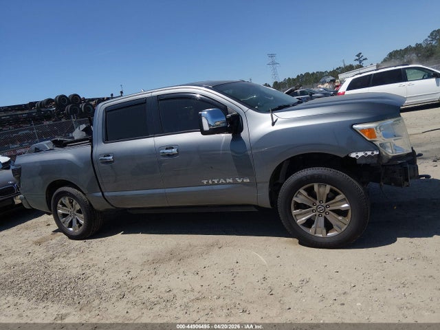 Nissan Titan Sv