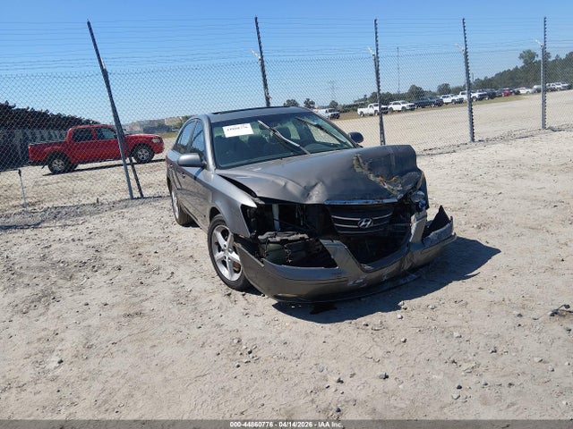 Salvage Hyundai SONATA Image