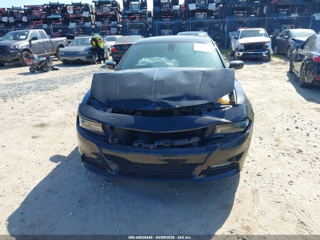 Dodge Charger Sxt Rwd