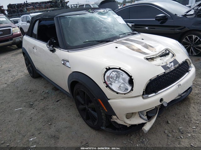 Salvage MINI Convertible Image
