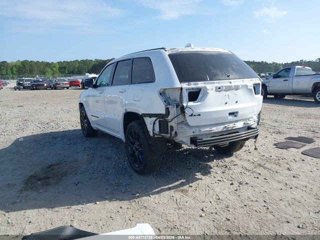 Jeep Grand Cherokee Altitude 4x4