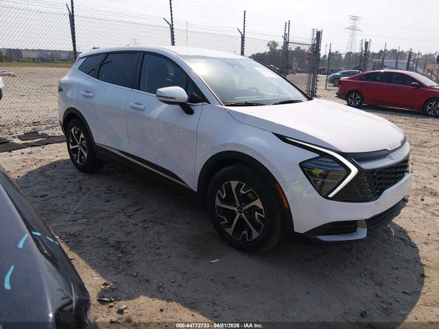 Salvage Kia Sportage Image