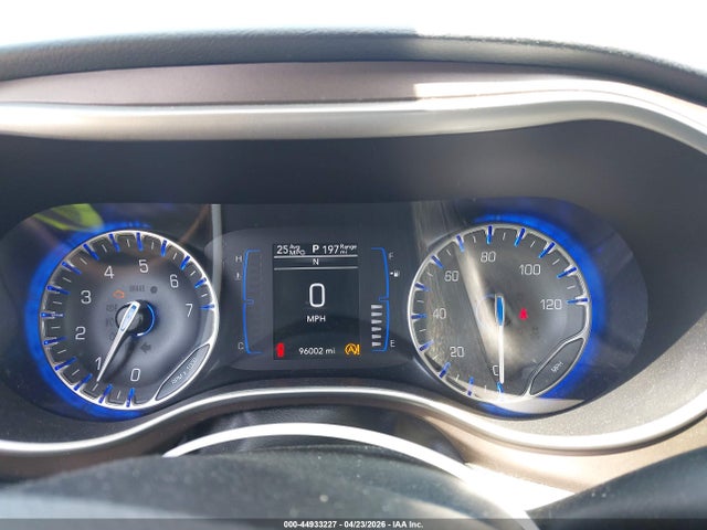 Chrysler Pacifica Touring L