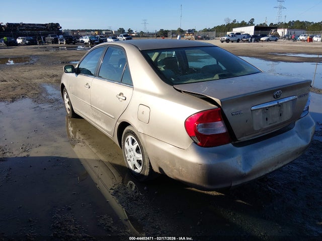 Toyota Camry Le