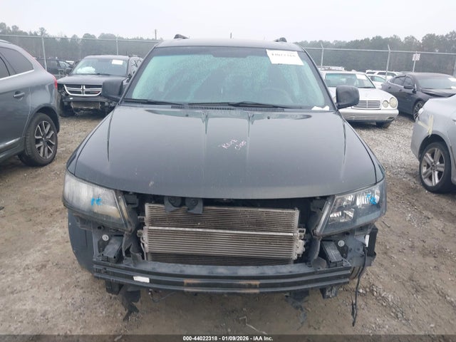 Dodge Journey Se
