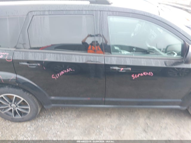 Dodge Journey Se