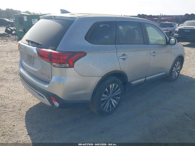Mitsubishi Outlander Se