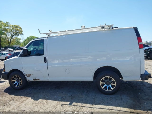 Chevrolet Express Work Van