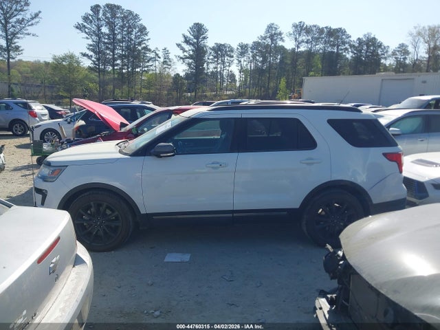 Ford Explorer Xlt
