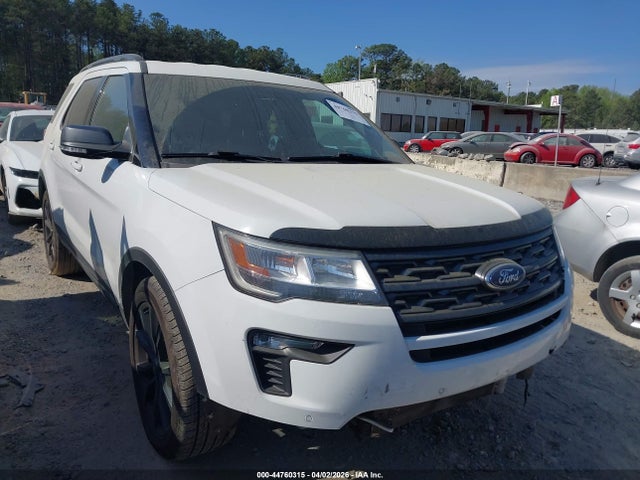 Salvage Ford Explorer Image