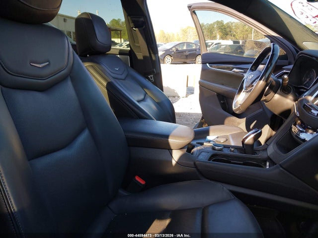 Cadillac XT5 Fwd Premium Luxury