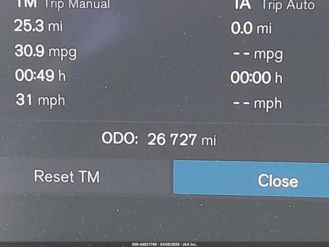 Volvo XC40 B5 Plus Dark Theme