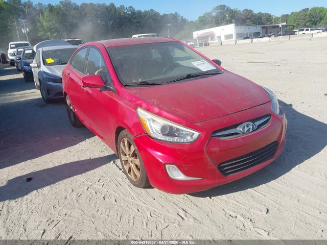 Salvage Hyundai ACCENT Image