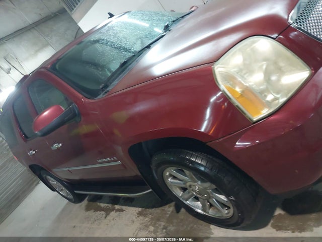 GMC Yukon Denali