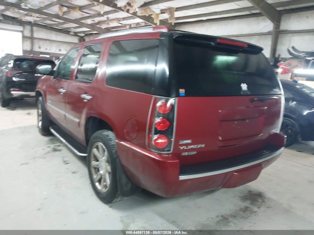 GMC Yukon Denali