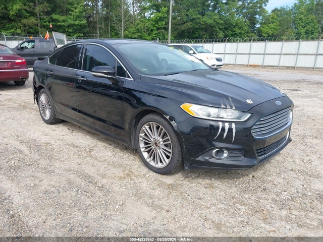 Salvage Ford Fusion Image