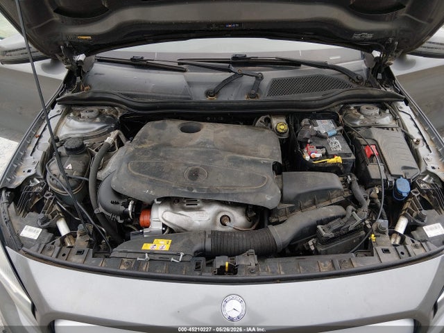 Mercedes-Benz GLA 4matic
