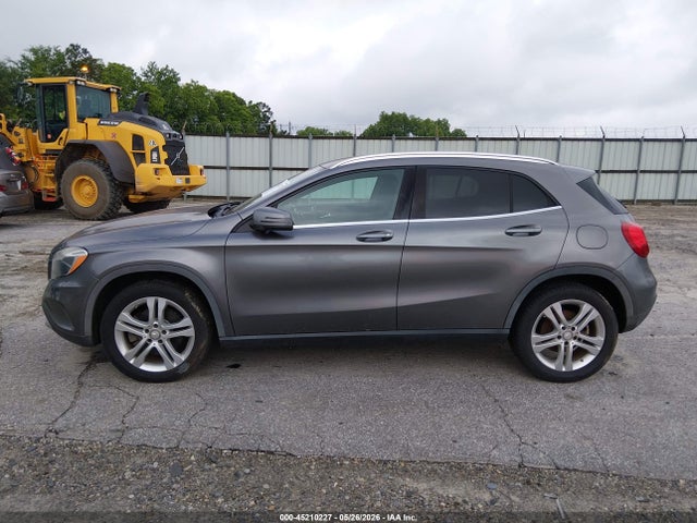 Mercedes-Benz GLA 4matic