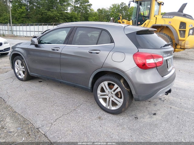 Mercedes-Benz GLA 4matic