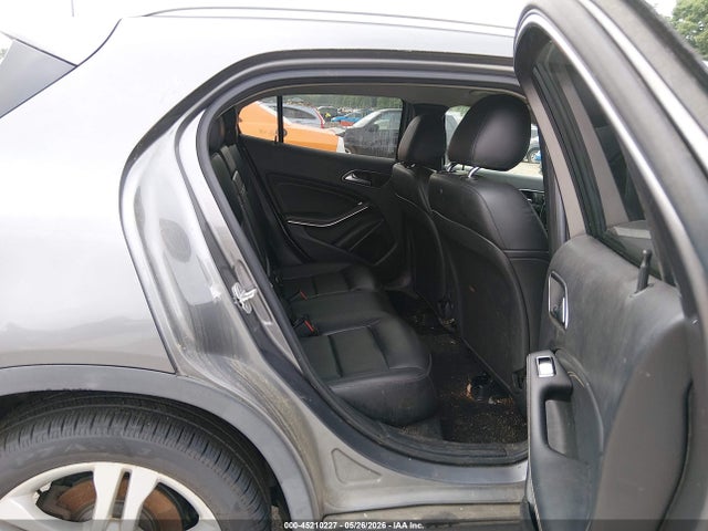 Mercedes-Benz GLA 4matic