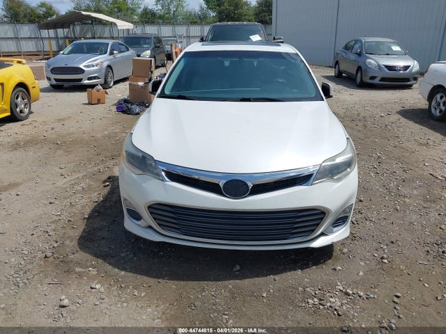 Toyota Avalon Xle Premium