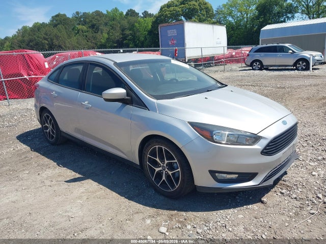Salvage Ford Focus Image