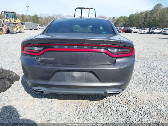 Dodge Charger Sxt