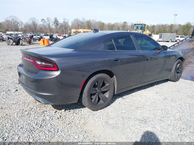 Dodge Charger Sxt