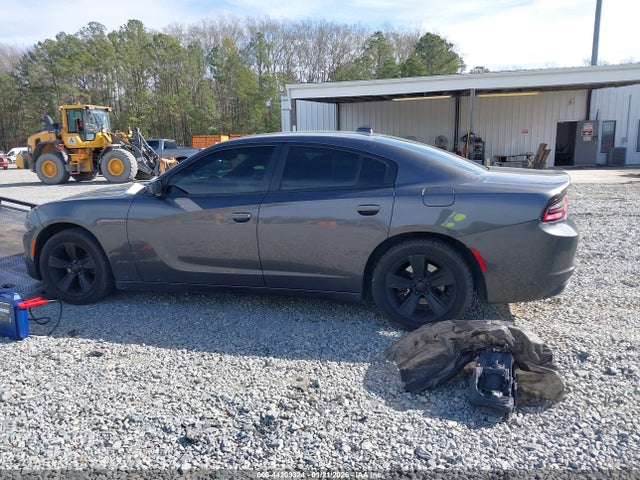Dodge Charger Sxt