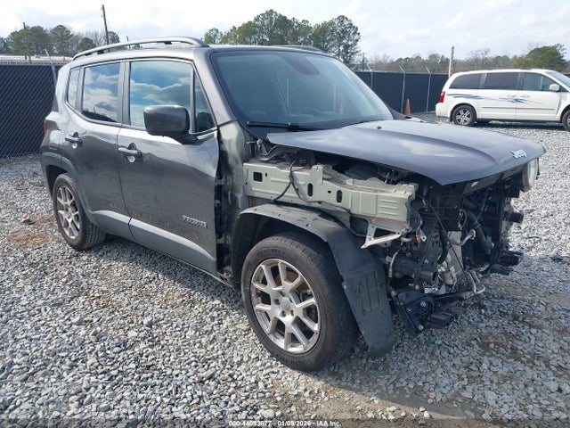 Salvage Jeep Renegade Image