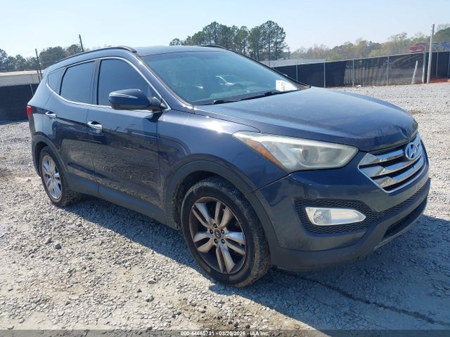 Salvage Hyundai SANTA FE Image