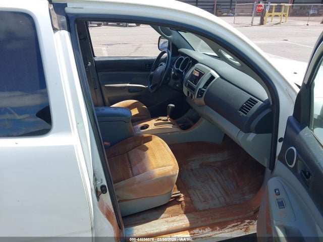 Toyota Tacoma Prerunner V6