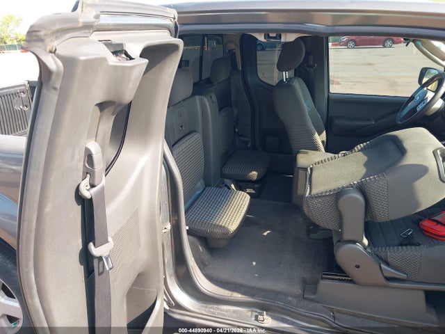 Nissan Frontier Se