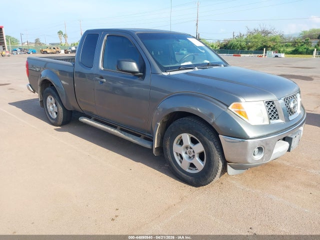 Salvage Nissan Frontier Image