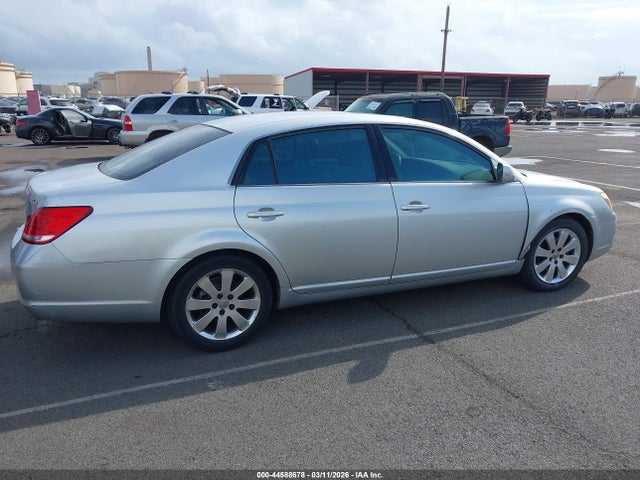 Toyota Avalon Xls
