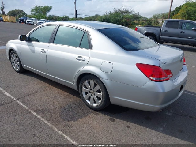 Toyota Avalon Xls
