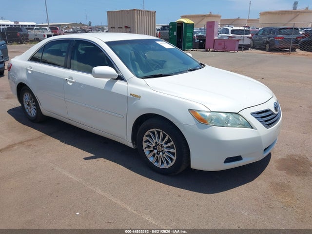 Salvage Toyota Camry Image