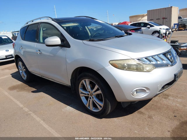 Salvage Nissan Murano Image