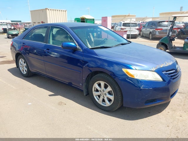 Salvage Toyota Camry Image