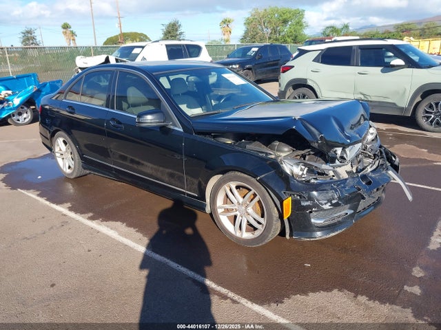 Salvage Mercedes-Benz C-Class Image