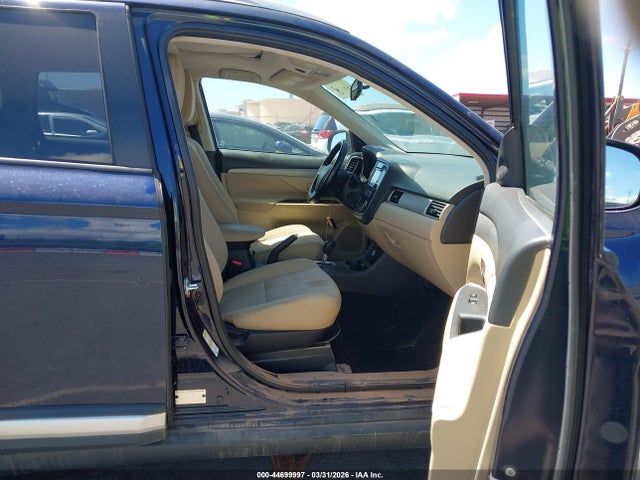 Mitsubishi Outlander Se