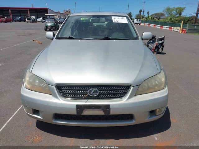 Lexus Is