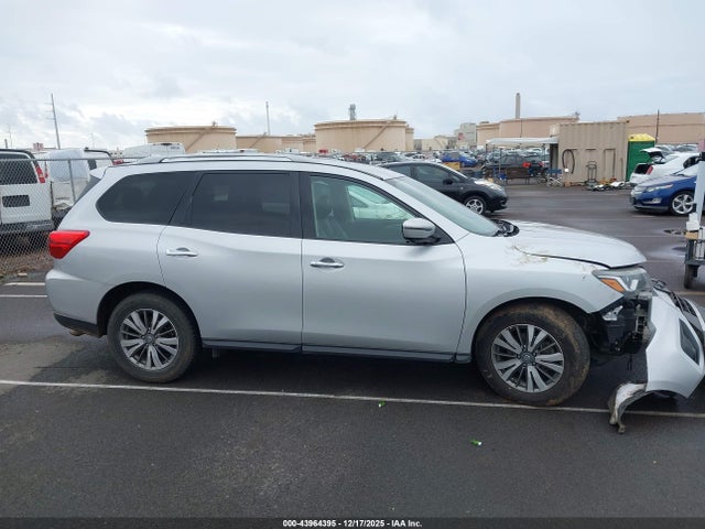 Nissan Pathfinder Sl 2wd